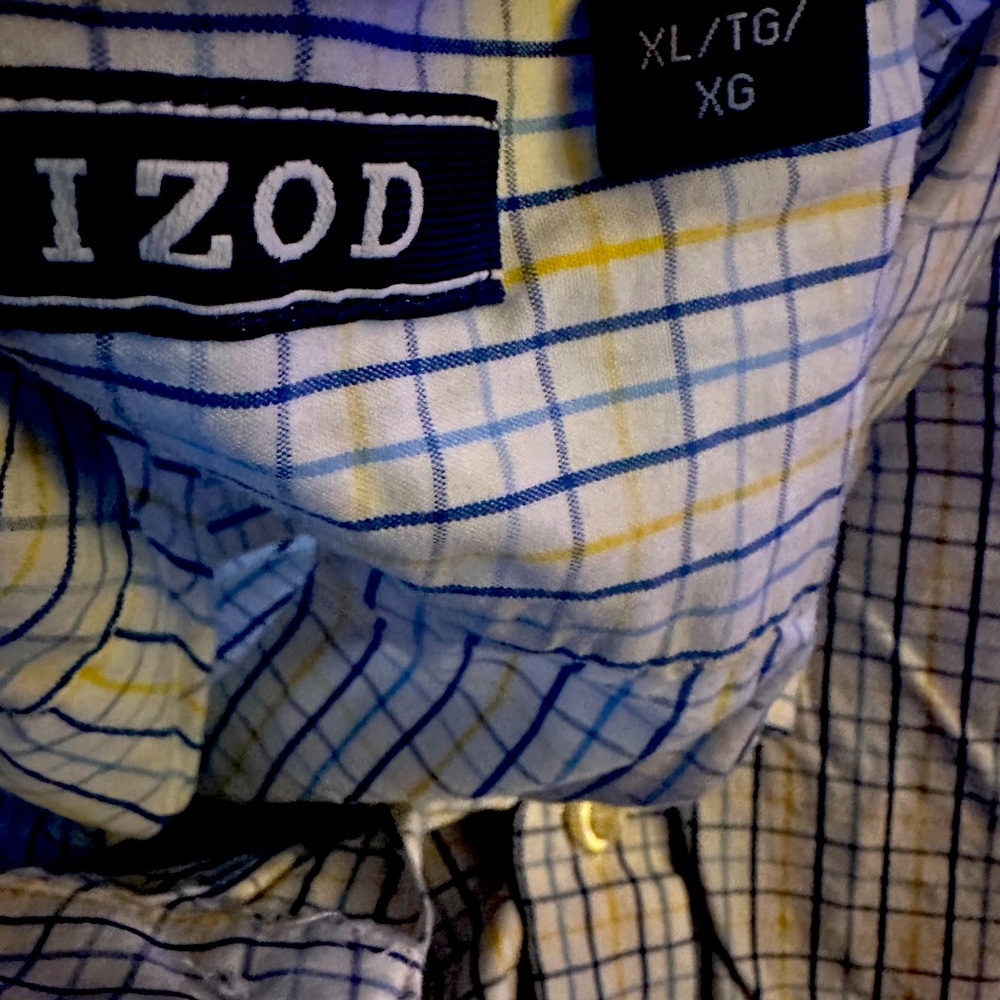 Men’s izod button down long sleeve size xl